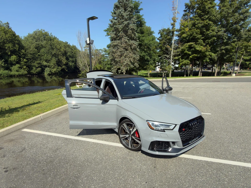 2018 Audi 8V RS3 - Image 18 of 31