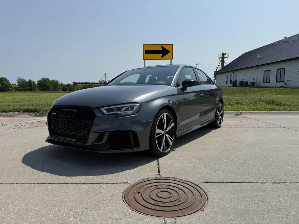 2018 Audi 8V RS3 - Image 7 of 31