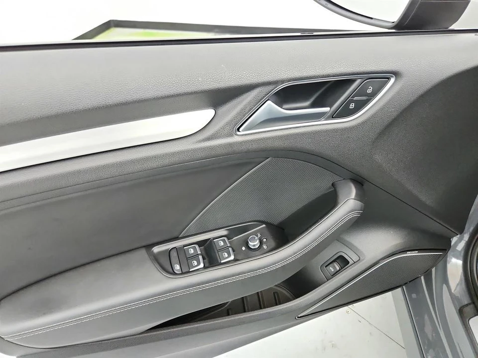 2018 Audi 8V S3 - Image 22 of 31