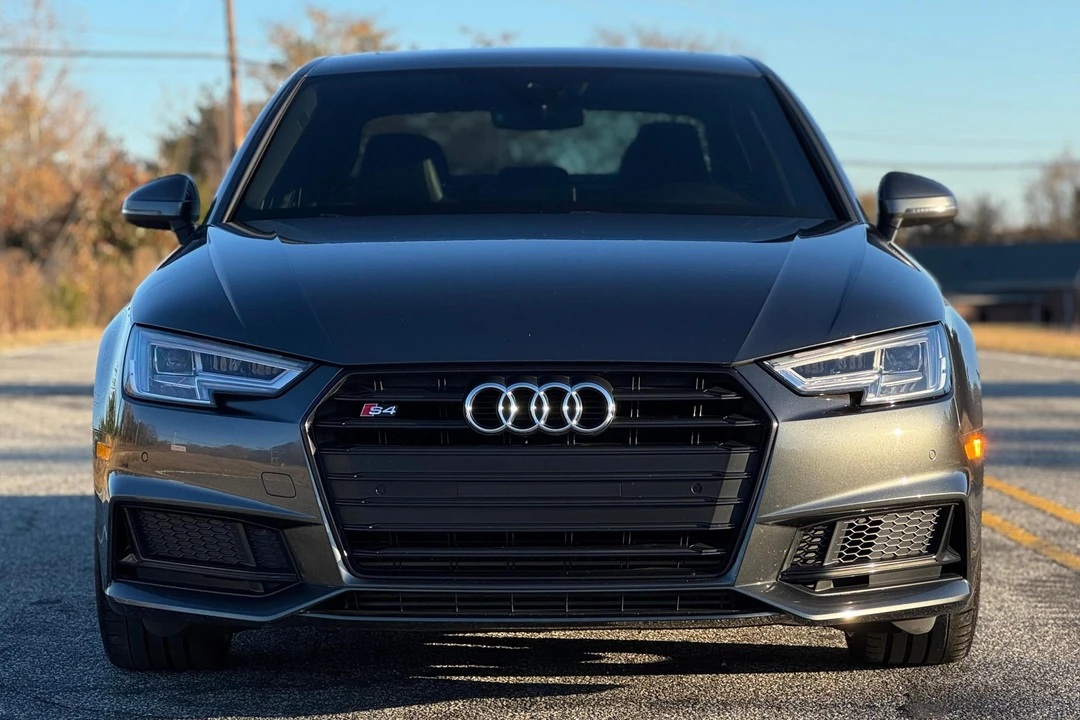 2018 Audi B9 S4 - Image 2 of 31