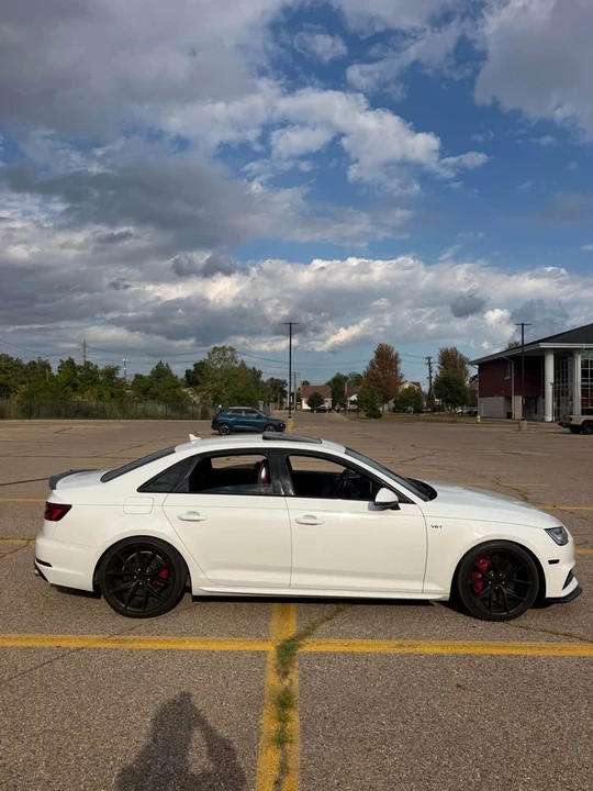 2018 Audi B9 S4 - Image 4 of 19