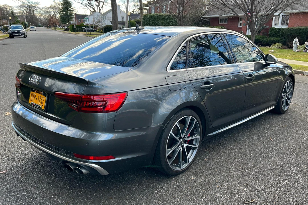 2018 Audi B9 S4 - Image 4 of 31