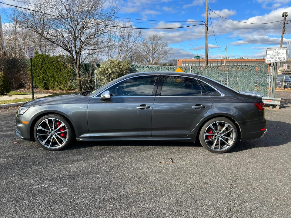 2018 Audi B9 S4 - Image 8 of 31