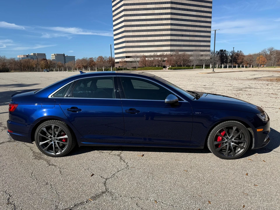 2018 Audi B9 S4 - Image 8 of 31