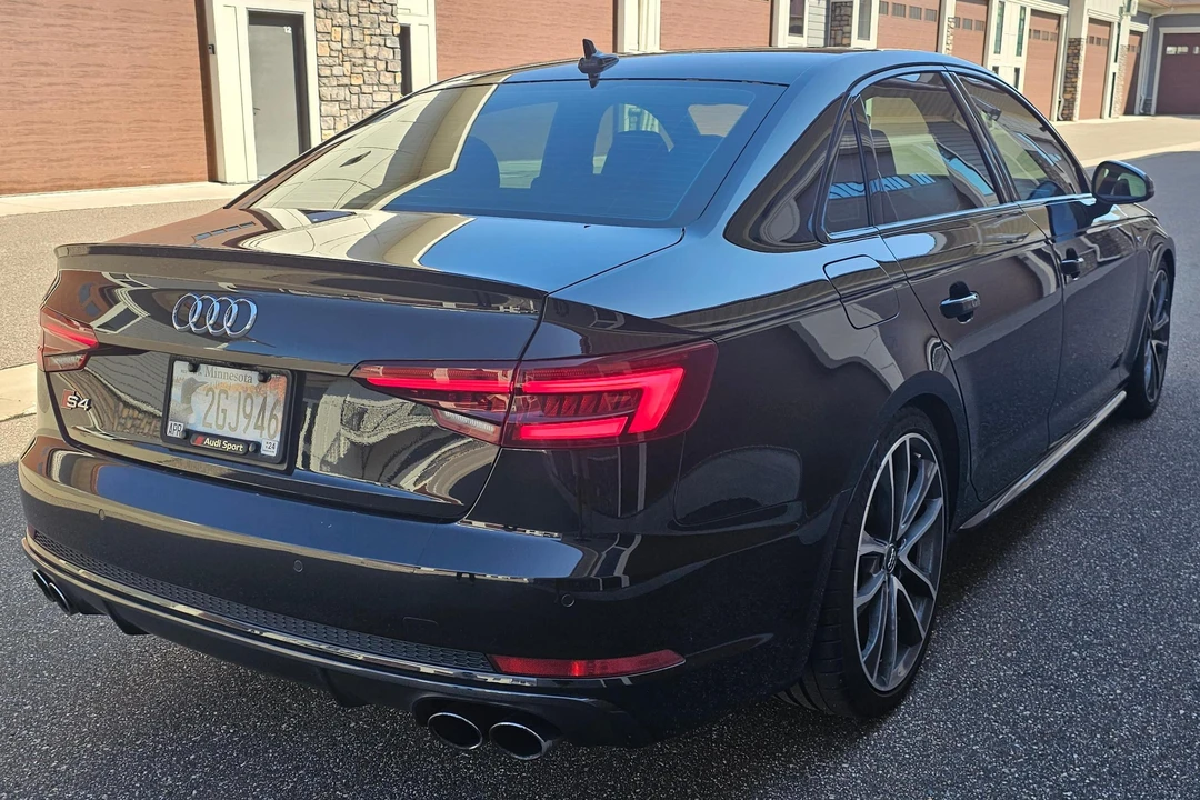 2018 Audi B9 S4 - Image 4 of 31