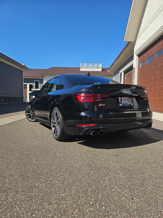 2018 Audi B9 S4 - Image 16 of 31