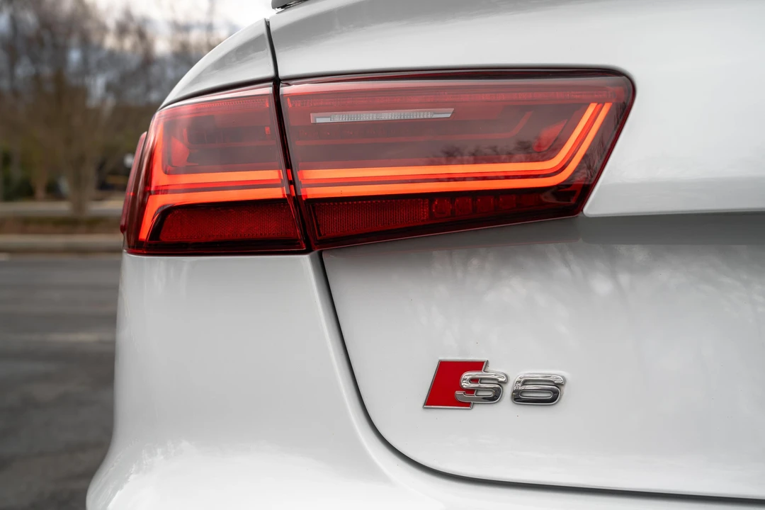 2018 Audi C7 S6 - Image 19 of 31