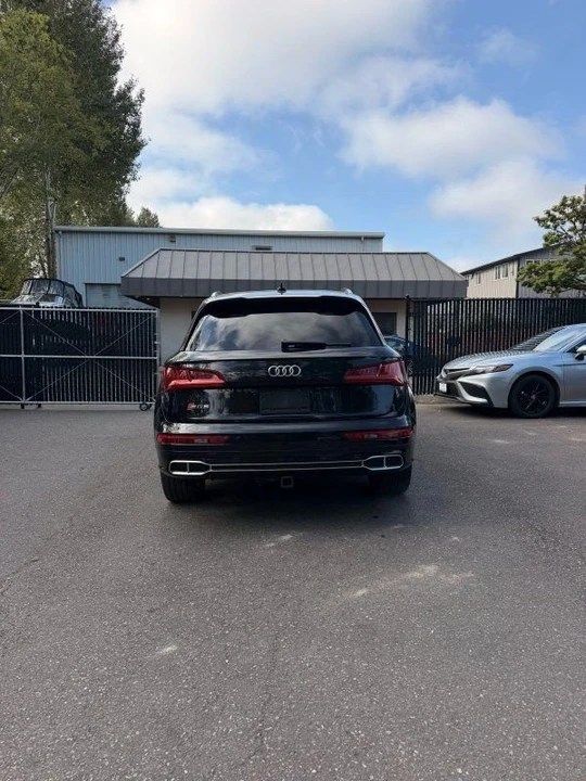 2018 Audi FY SQ5 - Image 4 of 17