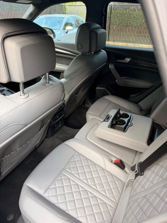 2018 Audi FY SQ5 - Image 8 of 17
