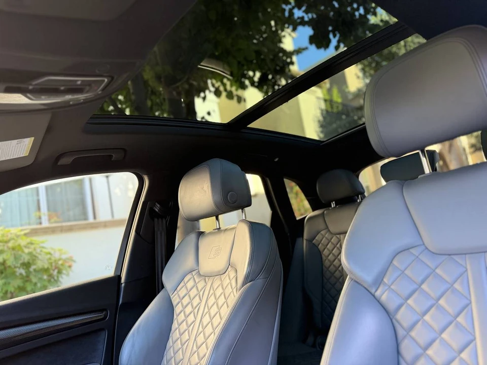 2018 Audi FY SQ5 - Image 11 of 16