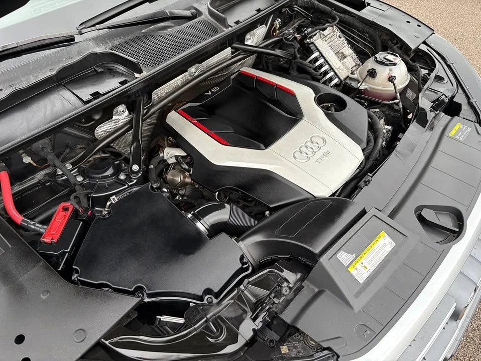 2018 Audi FY SQ5 - Image 10 of 20