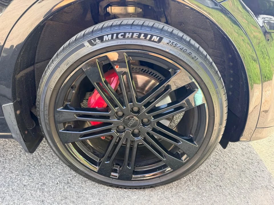 2018 Audi FY SQ5 - Image 8 of 18