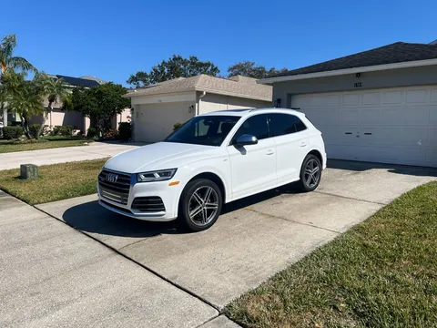 2018 Audi SQ5 Premium Plus