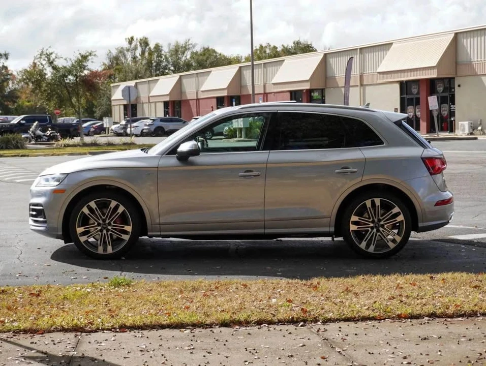 2018 Audi FY SQ5 - Image 5 of 17