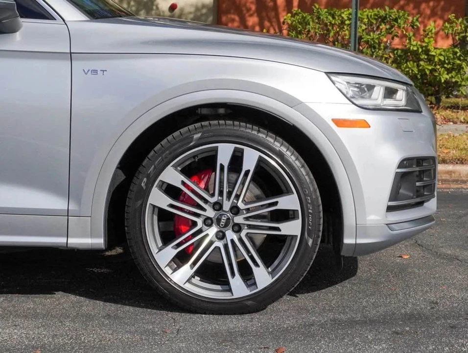 2018 Audi FY SQ5 - Image 9 of 17
