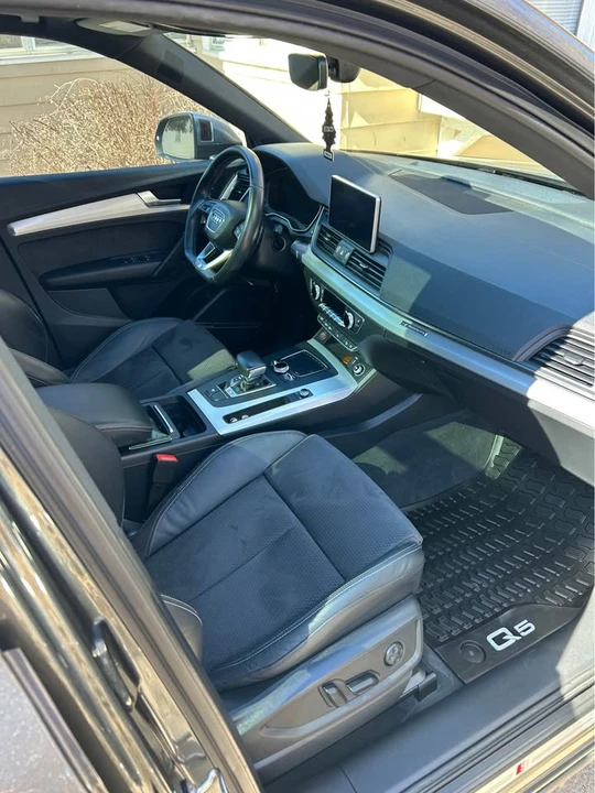 2018 Audi FY SQ5 - Image 5 of 10