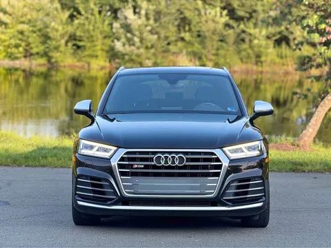 2018 Audi SQ5 Premium Plus Sport Utility 4D