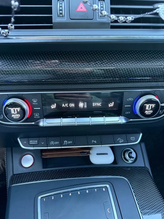 2018 Audi FY SQ5 - Image 8 of 12