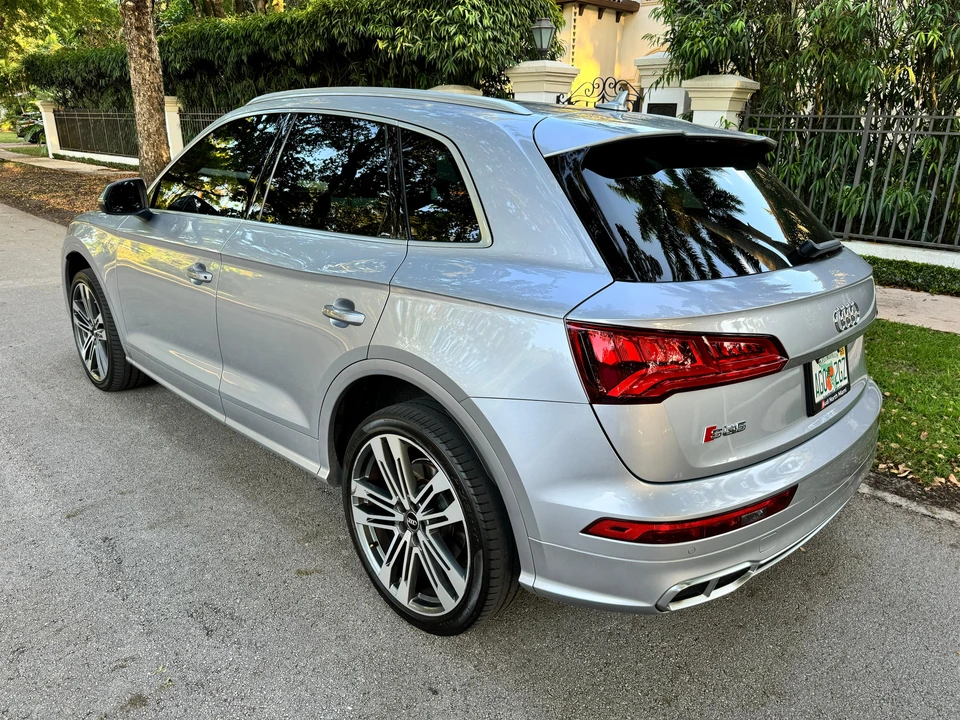 2018 Audi FY SQ5 - Image 10 of 31