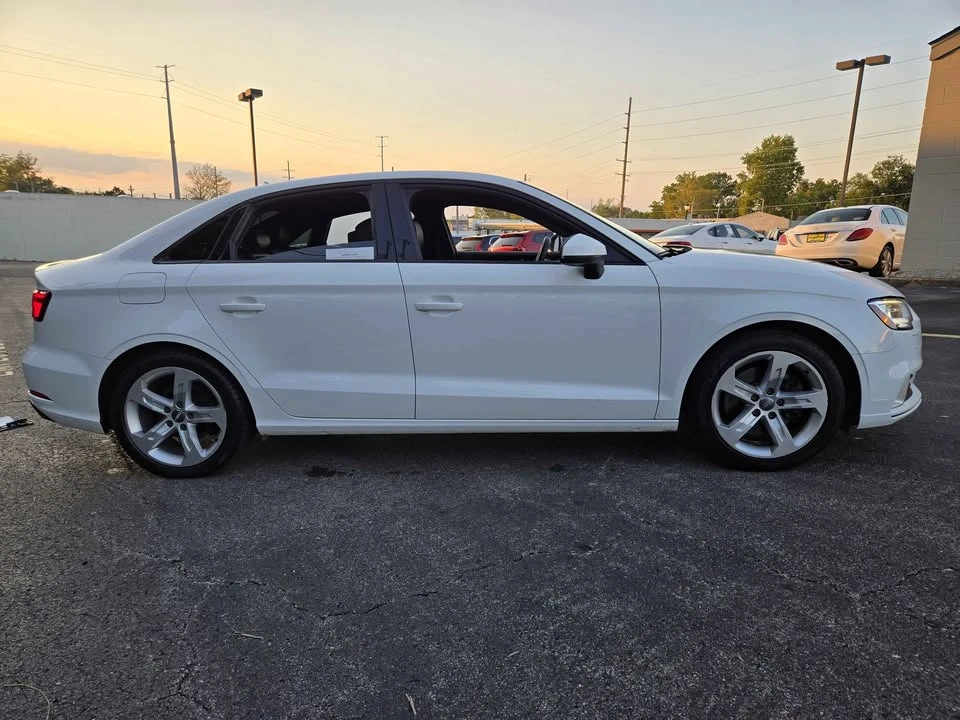 2018 Audi 8V A3 - Image 2 of 11