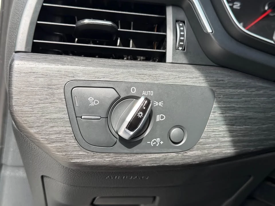 2018 Audi B9 A4 - Image 12 of 13