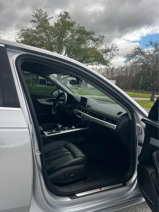 2018 Audi B9 A4 - Image 11 of 15