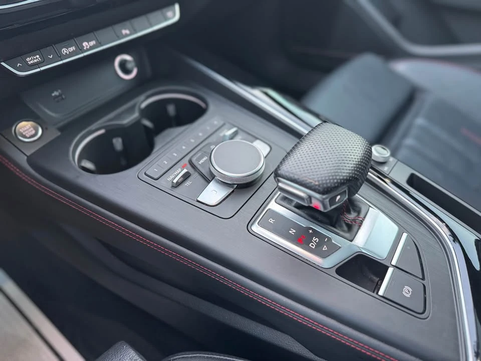 2018 Audi B9 A4 - Image 10 of 19