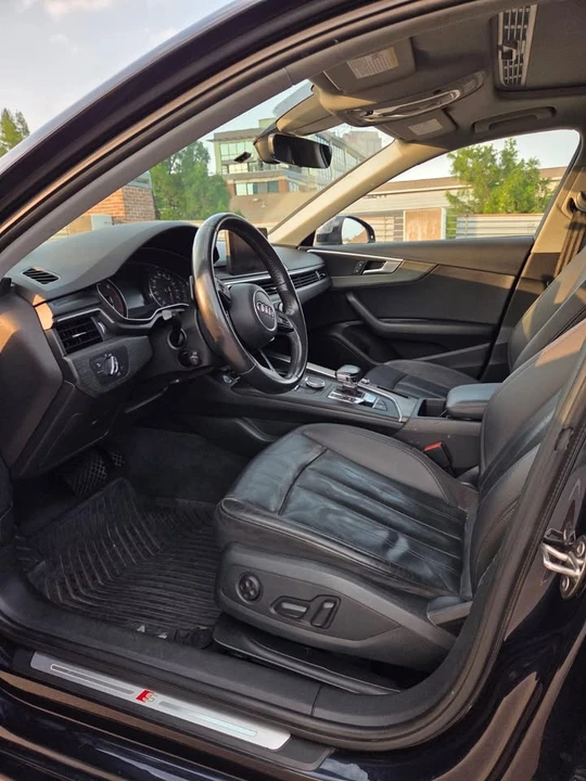 2018 Audi B9 A4 - Image 13 of 17