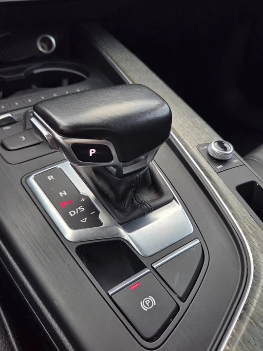 2018 Audi B9 A4 - Image 10 of 17