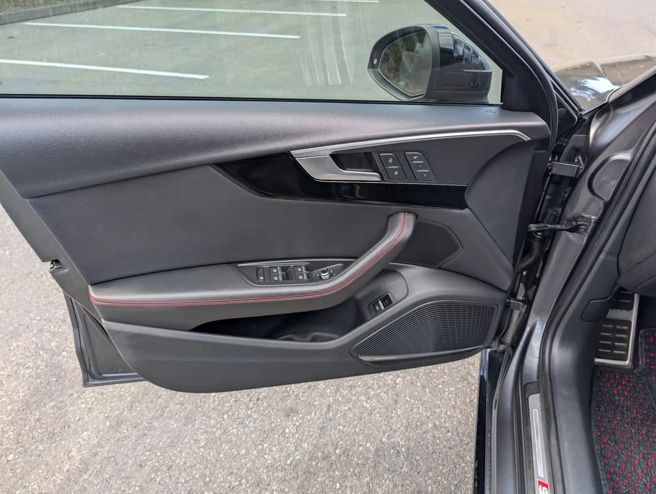 2018 Audi B9 A4 - Image 16 of 20