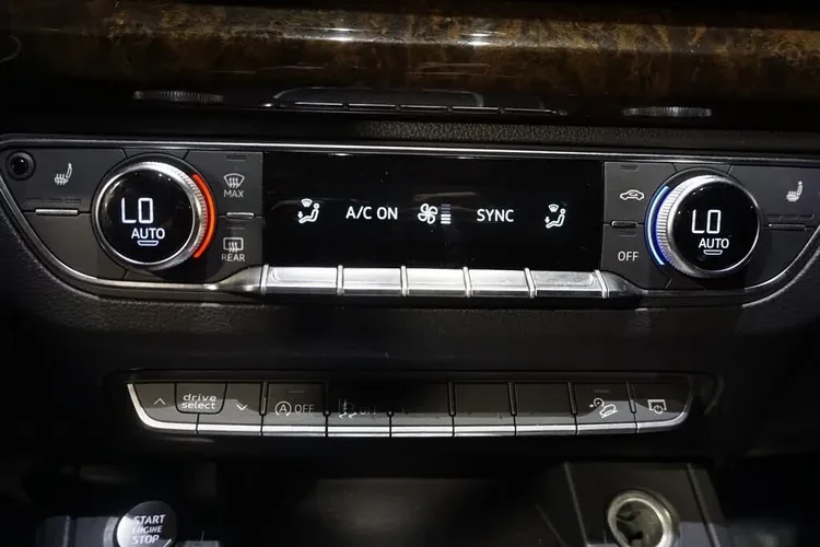 2018 Audi FY Q5 - Image 9 of 12