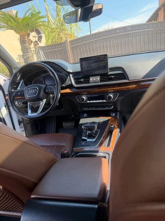 2018 Audi FY Q5 - Image 2 of 10