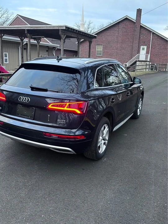 2017 Audi FY Q5 - Image 8 of 19