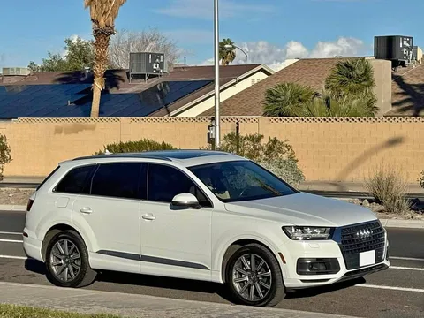 2018 Audi Q7 Premium Plus