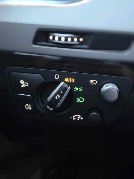 2018 Audi 4M Q7 - Image 19 of 20