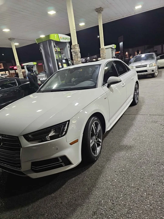 2018 Audi B9 A4 - Image 2 of 8