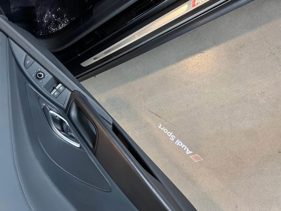2018 Audi 4S R8 - Image 10 of 13
