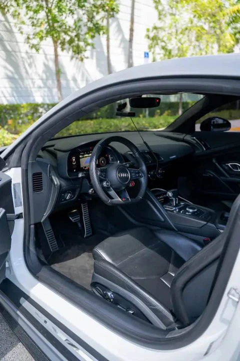 2018 Audi 4S R8 - Image 7 of 17