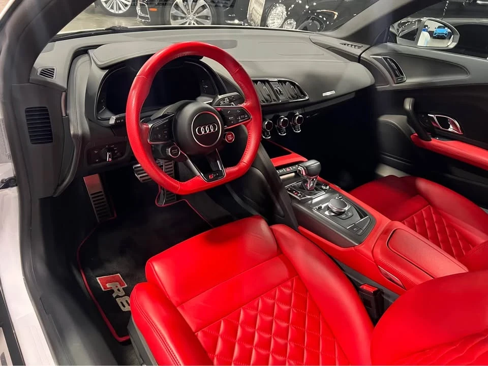 2018 Audi 4S R8 - Image 7 of 10