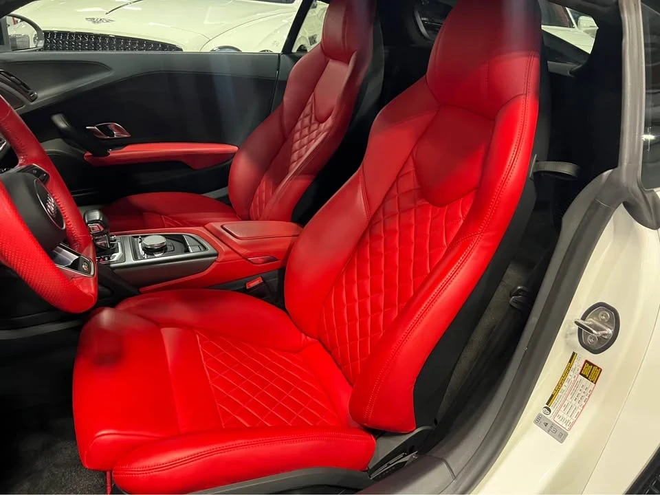 2018 Audi 4S R8 - Image 9 of 10