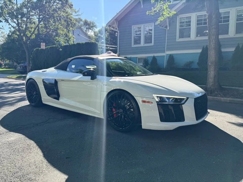 2018 Audi 4S R8 - Image 8 of 15