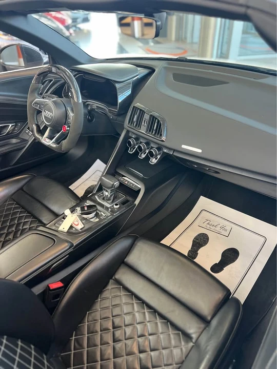 2018 Audi 4S R8 - Image 10 of 12
