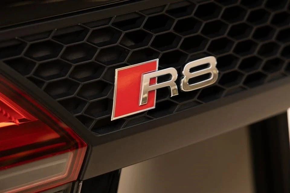 2018 Audi 4S R8 - Image 17 of 20