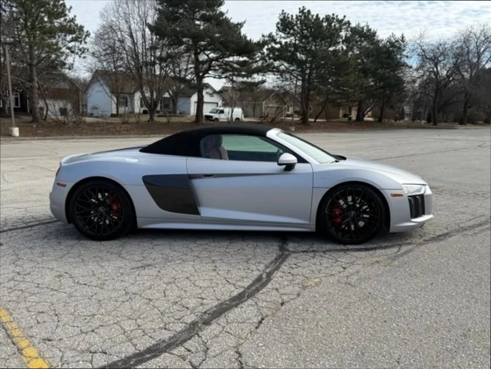 2018 Audi 4S R8 - Image 4 of 14