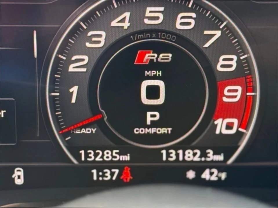 2018 Audi 4S R8 - Image 12 of 14
