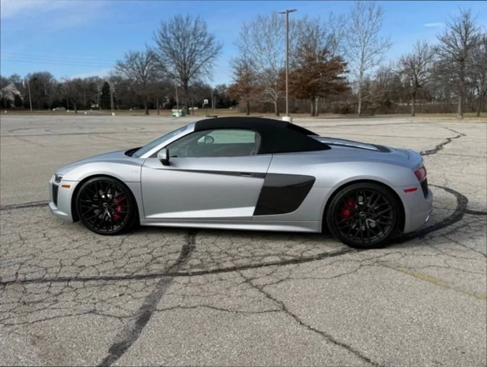 2018 Audi 4S R8 - Image 8 of 14