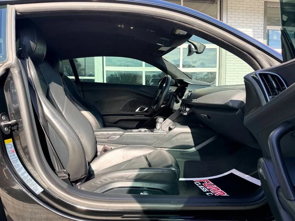 2018 Audi 4S R8 - Image 17 of 18