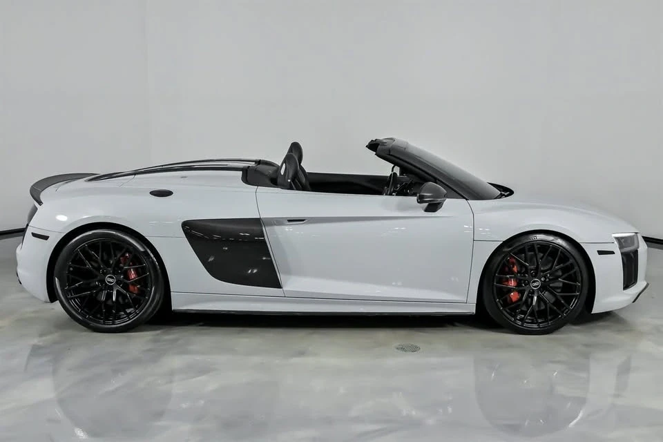 2018 Audi 4S R8 - Image 14 of 20
