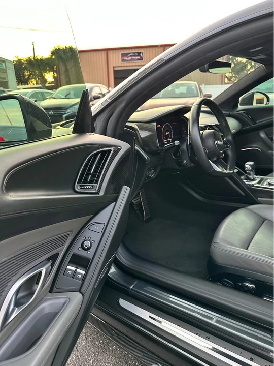 2018 Audi 4S R8 - Image 11 of 17