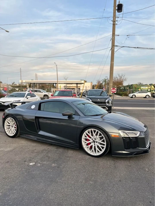 2018 Audi 4S R8 - Image 4 of 17